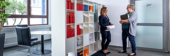 WW-P Mitarbeiter im Gespräch